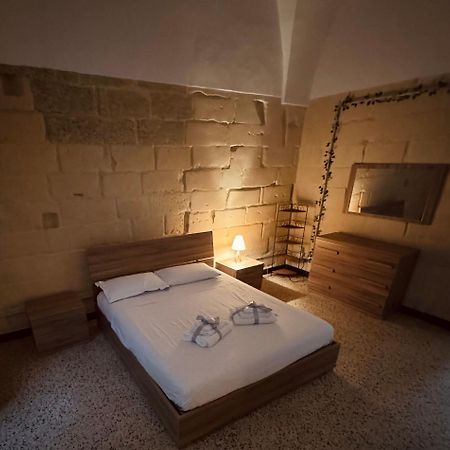 Anna'S Guest House Lecce Bagian luar foto